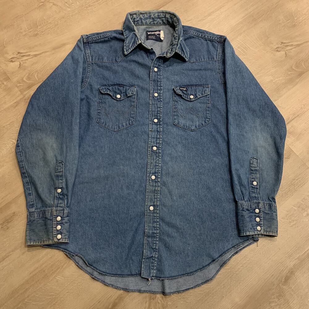 Vintage 80s Wrangler Denim Pearl Snap Shirt Men's 16 1/2 - 34 / Large L Western